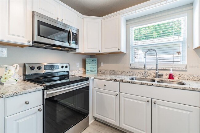 Building Photo - 4106 W Carmen St