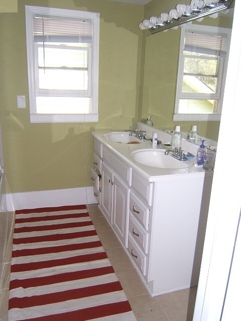 Building Photo - 780 Peeples St SW