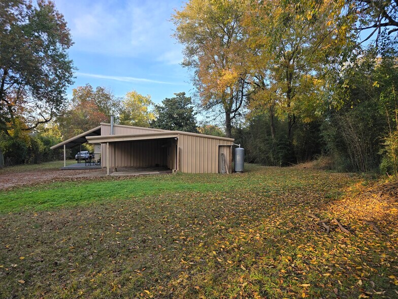 Building Photo - 3612 Barry Ave