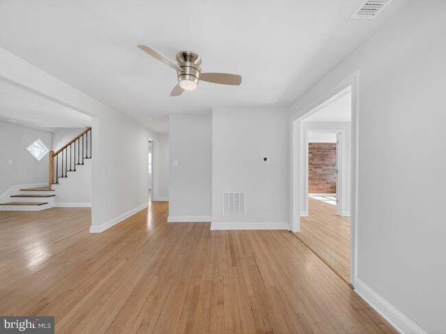 Building Photo - 9325 Brentsville Rd