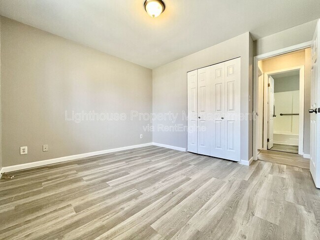 Building Photo - 18169 Swiss Dr