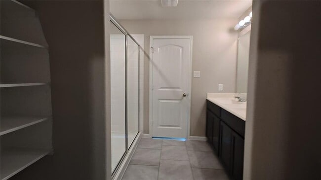 Building Photo - 3019 Erickson Manor Ct