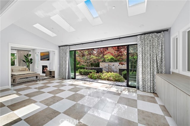 Building Photo - 102 Orchid Terrace