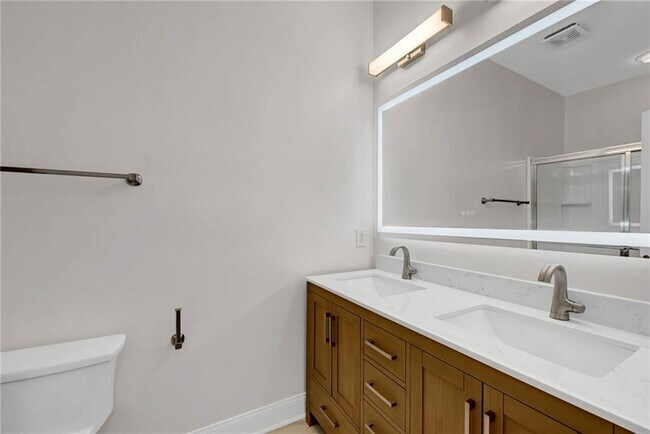 Building Photo - 324 General Wheeler Dr