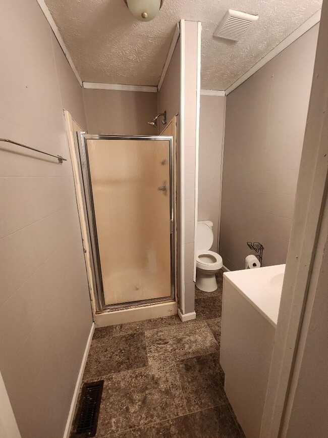 Building Photo - Westside 4 Bedroom Home Near MLK and 16th ...