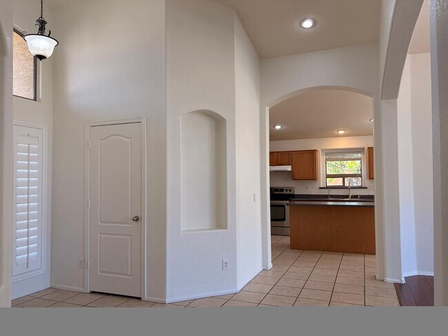Building Photo - 3872 E Simpson Rd