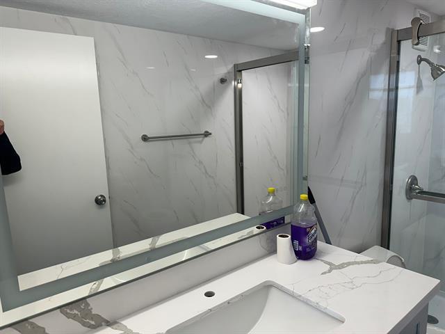 Building Photo - 7520 Hornwood Dr