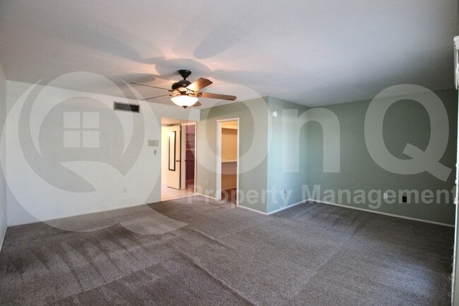 Building Photo - 5258 S Deborah Dr