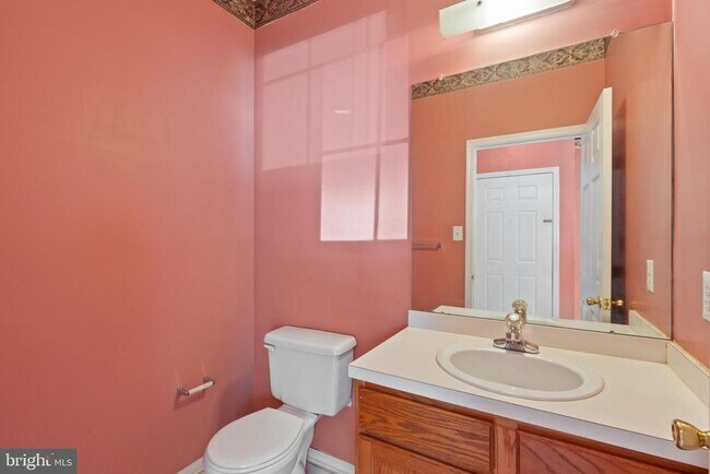 Building Photo - 1209 Blossom Cir