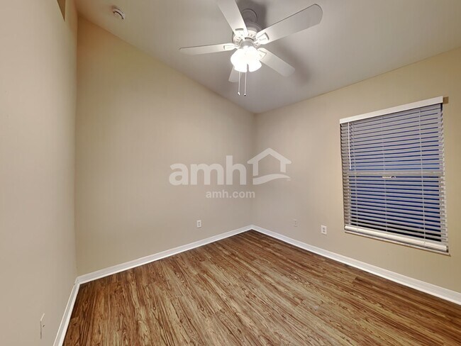 Building Photo - 12718 White Bluff Rd