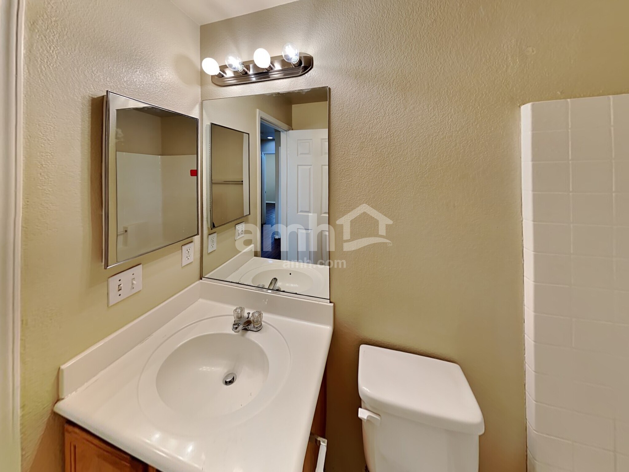 Building Photo - 9318 Aventurine Ct