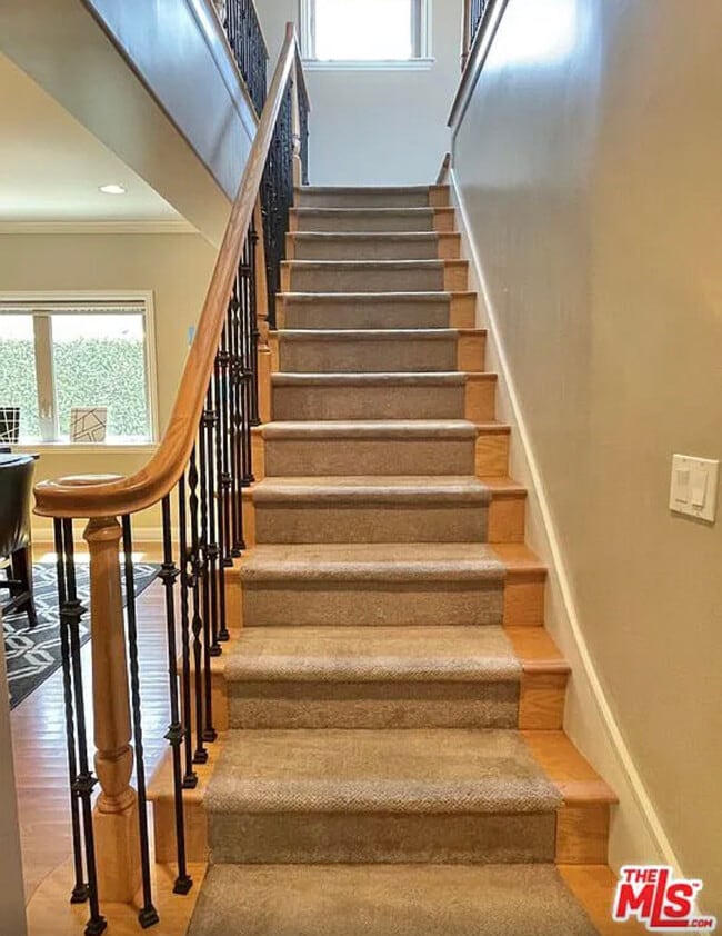 Building Photo - 3250 Midvale Ave