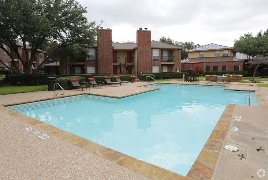 Parc Plaza Euless, TX Apartment Finder