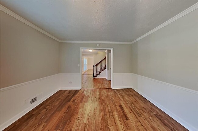 Building Photo - 4251 Vineyard Trail SW