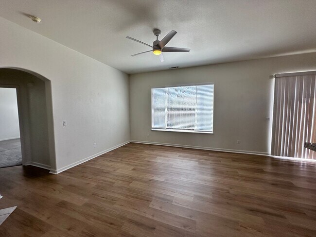 Building Photo - 7821 Cadiz Ct