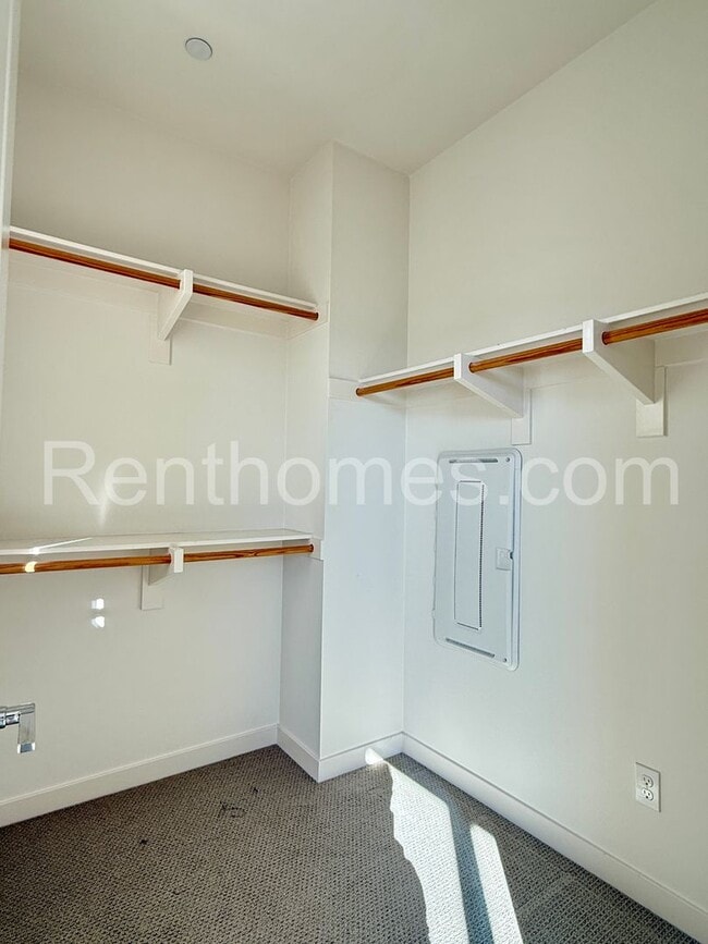 Building Photo - 10441 Harlow Cir