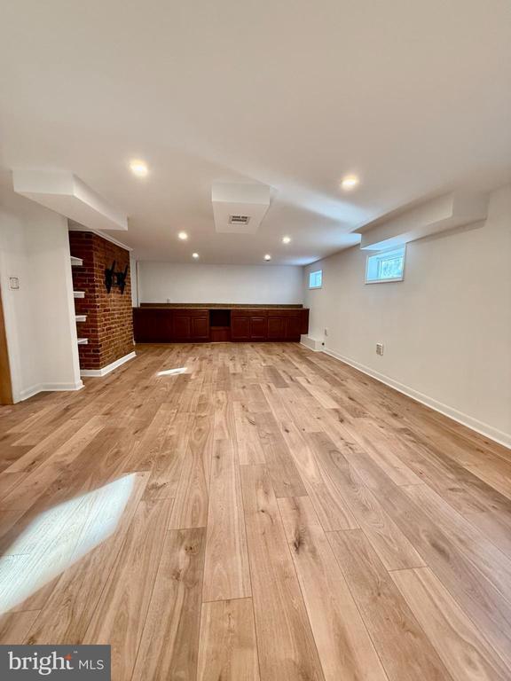 Building Photo - 5713 19th St N