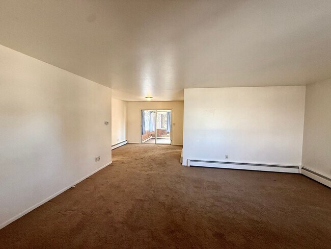 Building Photo - 1201 Baker St