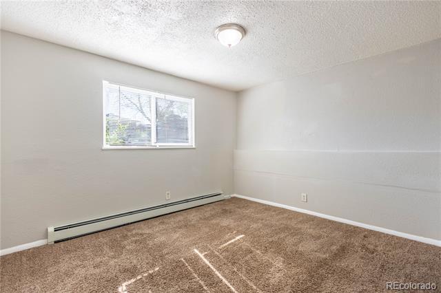 Building Photo - 330 Vehr Dr