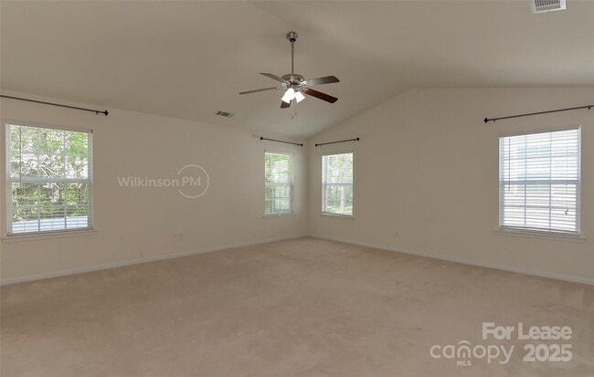Building Photo - 9409 Pond Vista Court