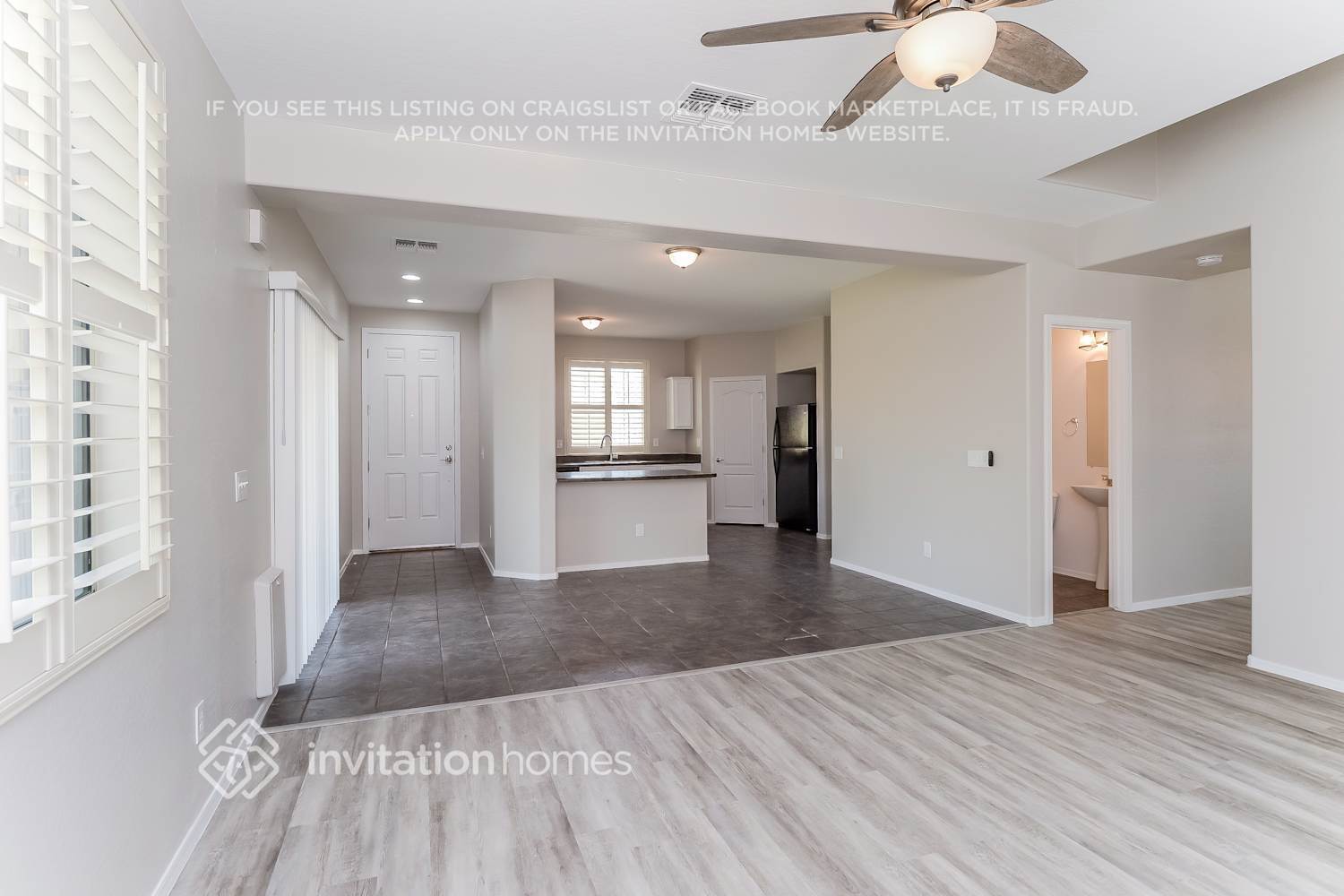 Building Photo - 1006 S Colonial Ct
