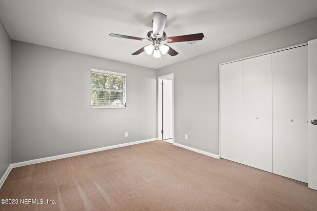 Building Photo - 736 Foxbriar Cove