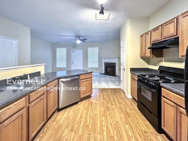 Building Photo - 4846 Hairston Park Square