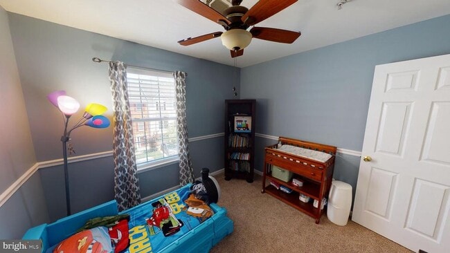 Building Photo - 719 Summertime Dr