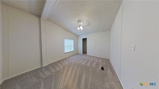 Building Photo - 100 Co Rd 194