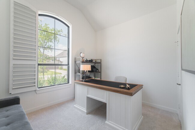 Building Photo - 427 Boggy Belt Ln