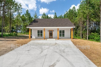 Building Photo - 48 Newman Camp Rd