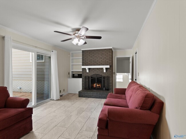 Building Photo - 826 Eldorado Ave SE