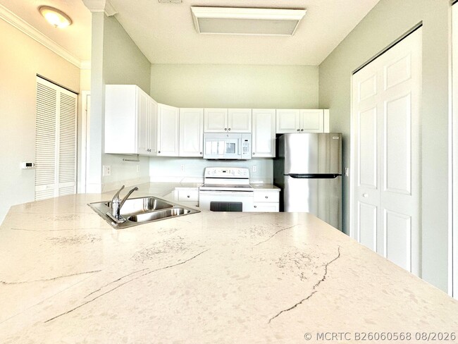 Building Photo - 4600 SW 160th Ave