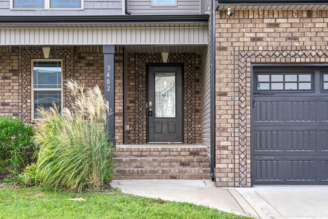 Building Photo - 3482 Southwood Dr