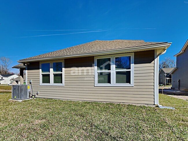 Building Photo - 12268 Sapp Rd