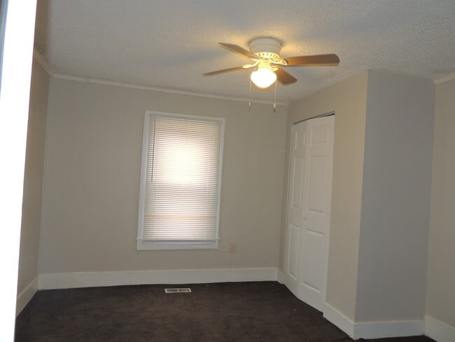 Building Photo - 1505 Murchison Rd