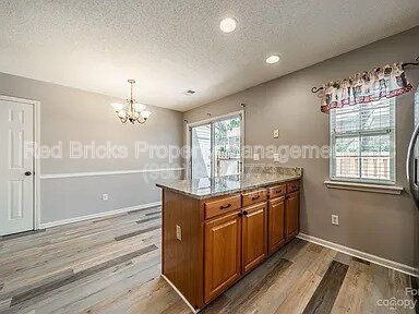 Building Photo - 11649 Boxer Ln