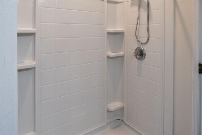 Building Photo - 6706 Eagle Feather Dr