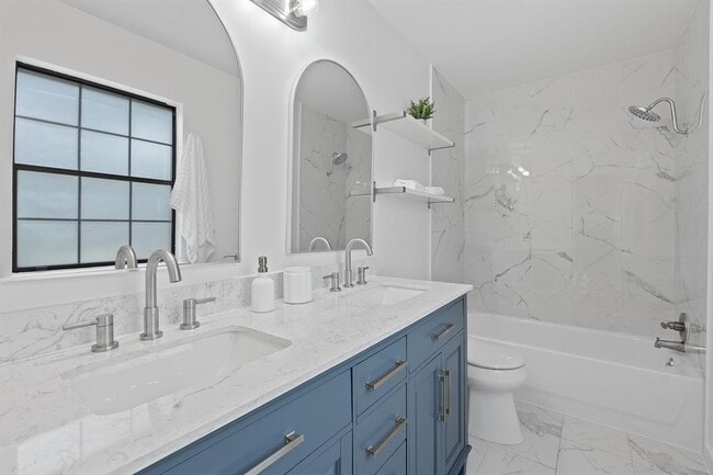 Building Photo - 3633 Peregrine Falcon Dr