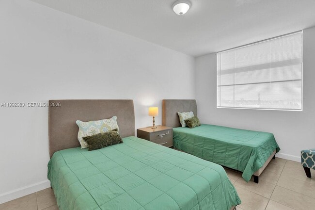 Building Photo - 140 S Dixie Hwy