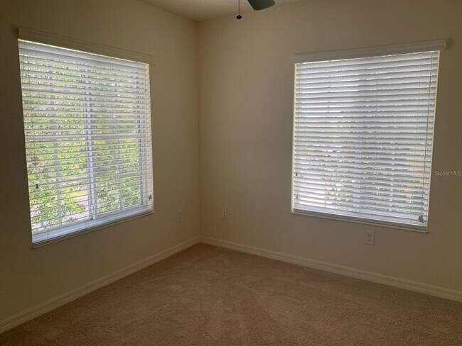 Building Photo - 12997 Coyote Ln