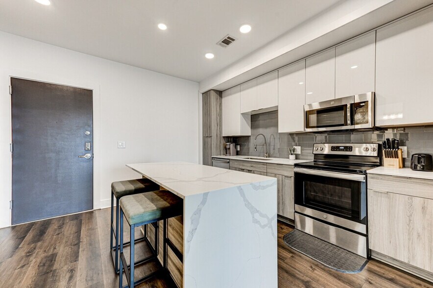 Building Photo - 1776 Peachtree Rd NE