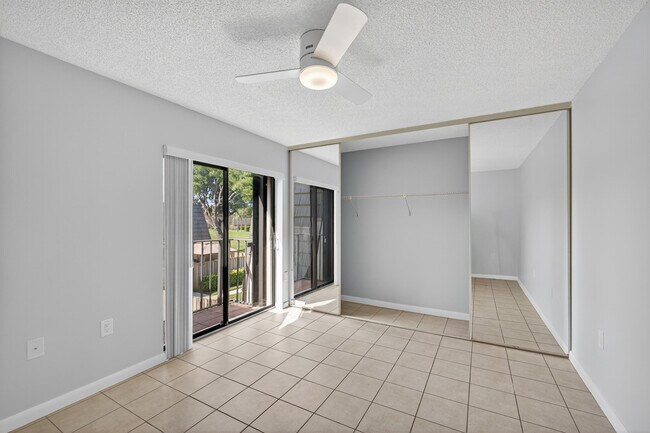 Building Photo - 1622 16th Way