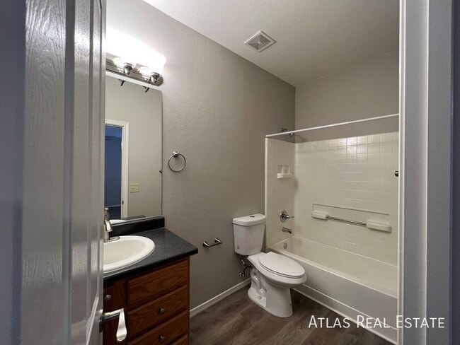 Building Photo - 3478 W Sagebrush Hills Ct