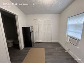 Building Photo - 10516 Marina Way