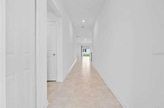 Building Photo - 352 Heroic Rd