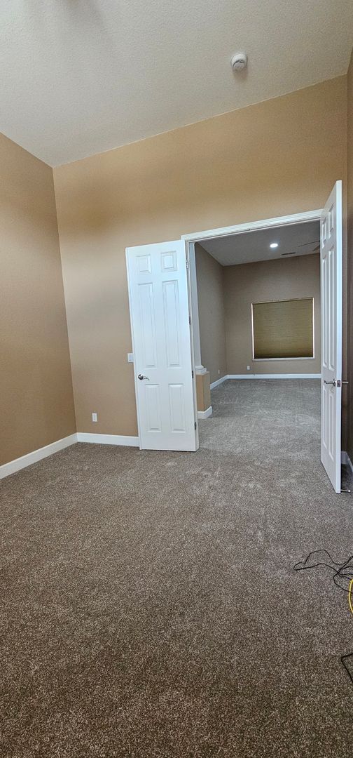 Building Photo - 5 Bed 4 bath 3 car garage Southwest Vistas FOR RENT