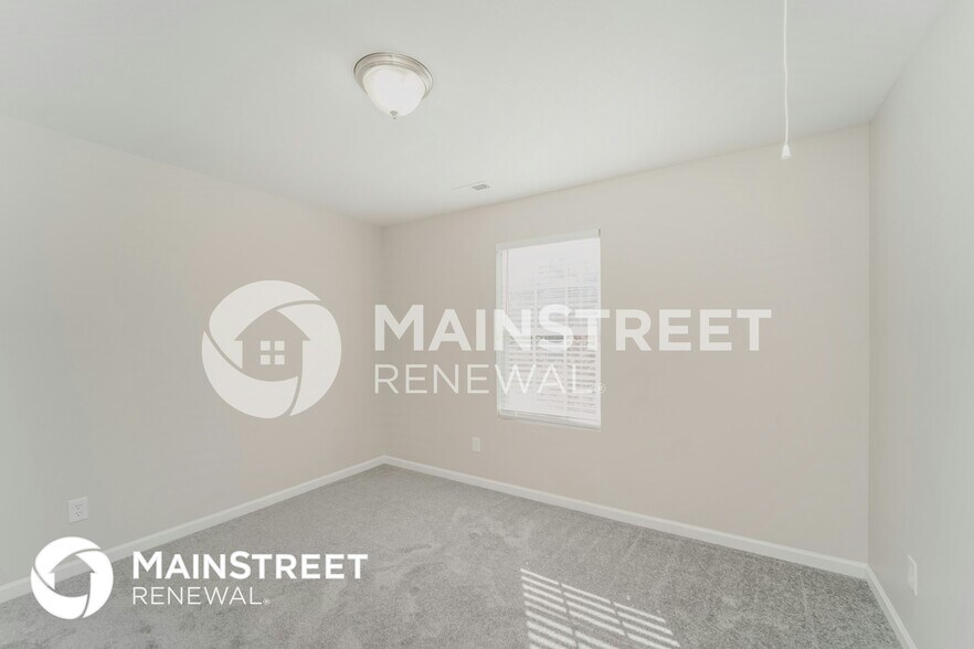 Building Photo - 11123 Silver Glen Ln