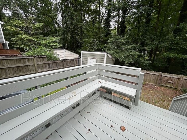 Building Photo - 1215 Collington Dr