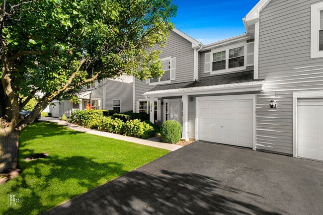 Primary Photo - 1429 Orleans Dr